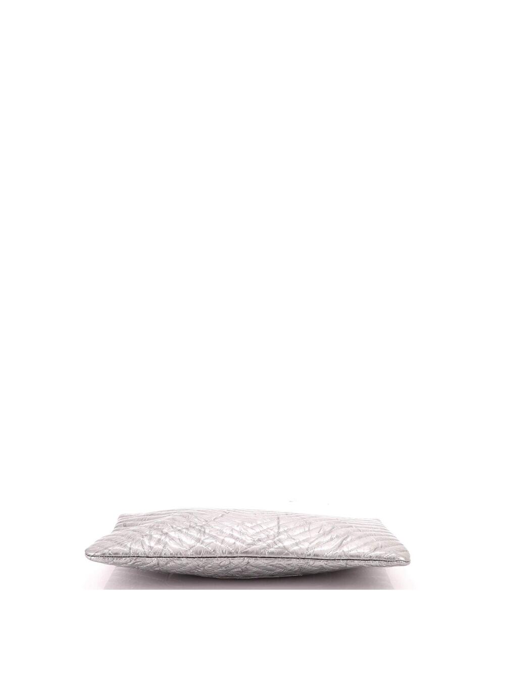 Chanel O Case Clutch Chevron Crumpled #364723C16B - Picture 4 of 6